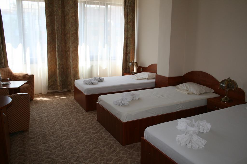 Hotel Nicol Plovdiv Eksteriør billede